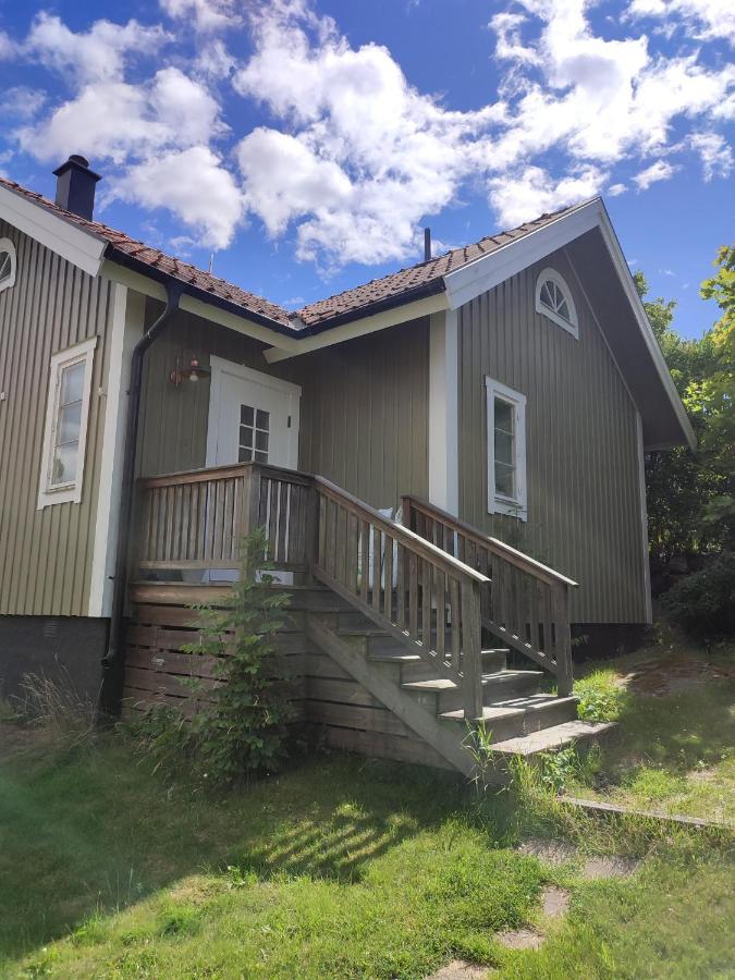 Villa I Norrtaelje Exterior photo