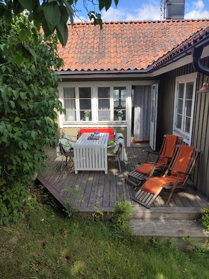 Villa I Norrtaelje Exterior photo